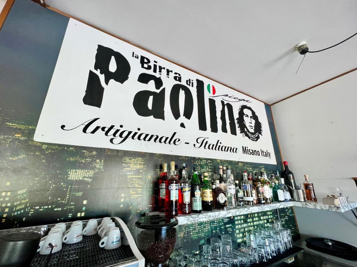 Hotel Ca' Bianca Da Paolino Misano Adriatico Eksteriør billede